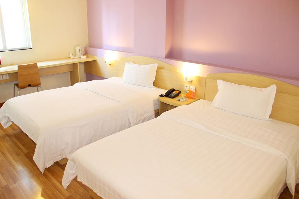 7Days Premium Harbin Heping Road Provincial Government Zimmer foto
